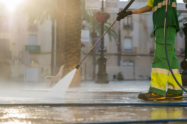 Best Gas Station Cleaning  in Manorhaven, NY